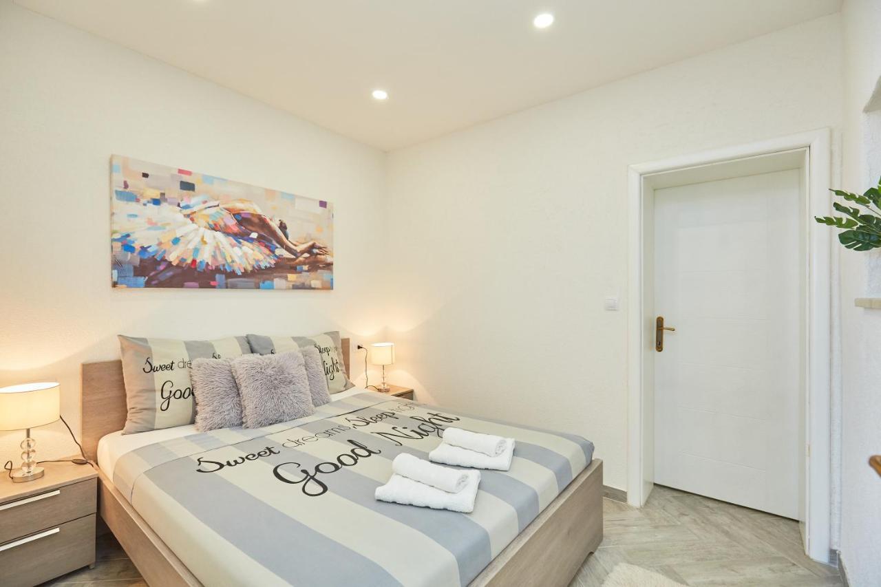 Muminovic Apartment *